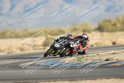 media/Dec-07-2025-CVMA (Sun) [[3e7d2de5dc]]/Race 18-Formula Twins-Formula 40 UL/